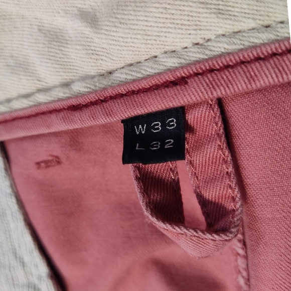 J Crew Broken In Chino Pants Mens 33 x 32 Salmon Faded Red Urban Slim Cotton - Picture 4 of 13